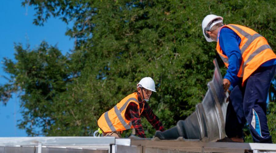 Expert top industrial roofings services in Oakford, IN